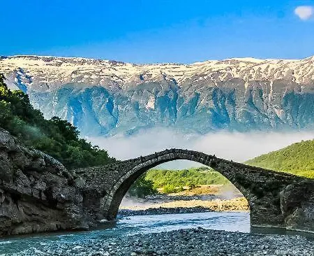 Aleko Сasa de vacaciones Përmet