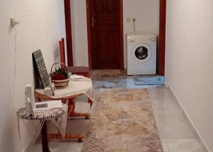 بيت للعطل Aleko